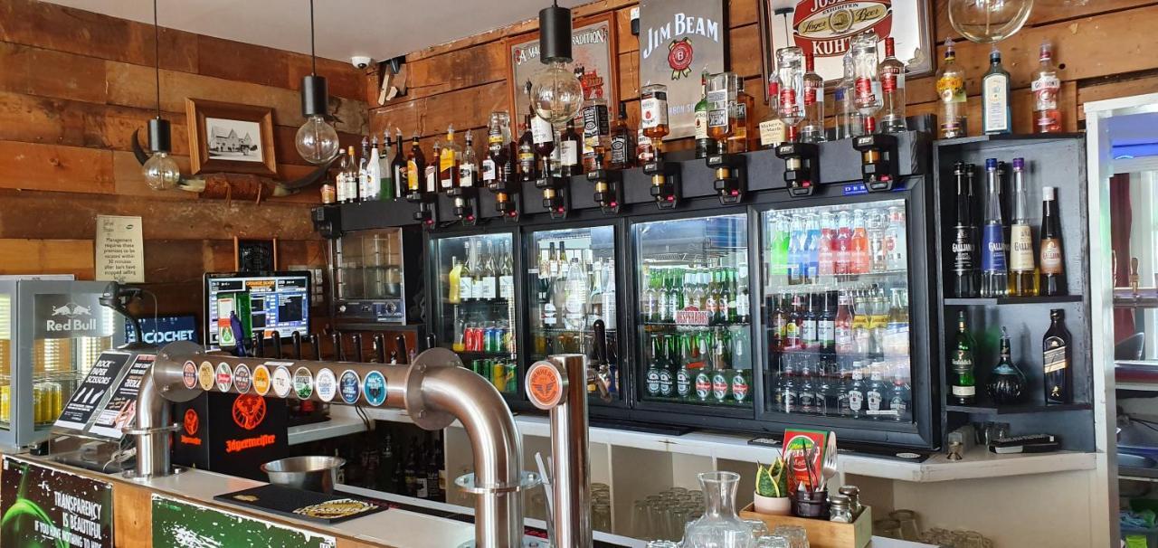 Hotel Motueka Backpackers, Loud Live Music Friday Saturday Nights Dış mekan fotoğraf